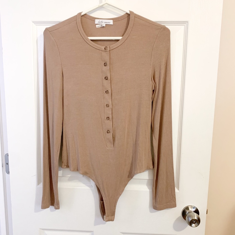 Betro Simone Beige/ camel Button-Up Bodysuit - size L